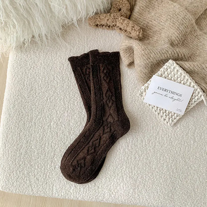 Thick Diamond-Shaped Wool Mid-Thigh Socks for Fall/Winter - Warm Cozy Leg Warmers