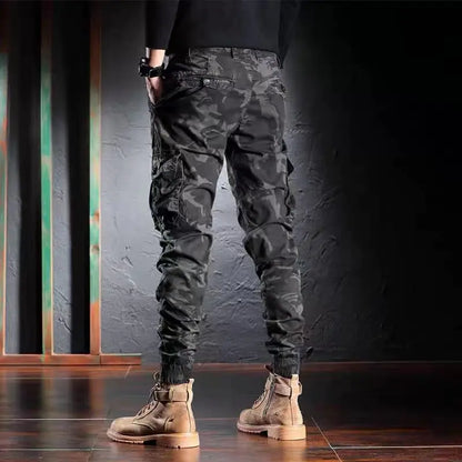 Men's Oversized Camouflage Cargo Pants - Multi-Pocket Outdoor Trousers