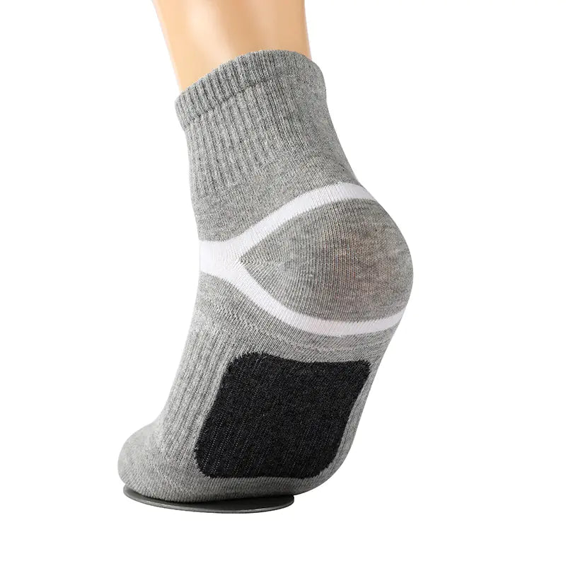 Men's Outdoor Sports Socks - Durable 75% Cotton Crew Socks for Hiking & Basketball