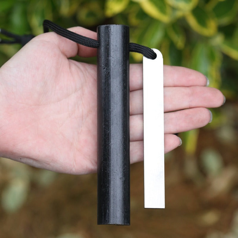 Outdoor Waterproof Survival Fire Starter