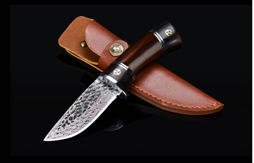 Damascus Steel Tactical Knife with High Hardness