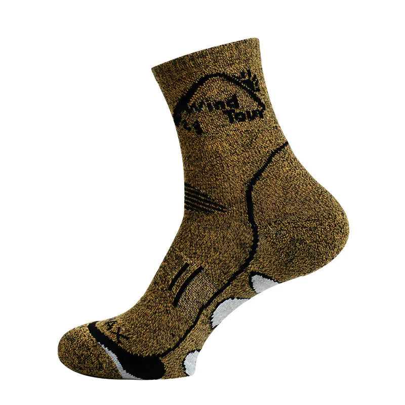 Men's and Women's Sweat-Absorbing Hiking Basketball Socks - Polyester Athletic Mid-Calf Socks
